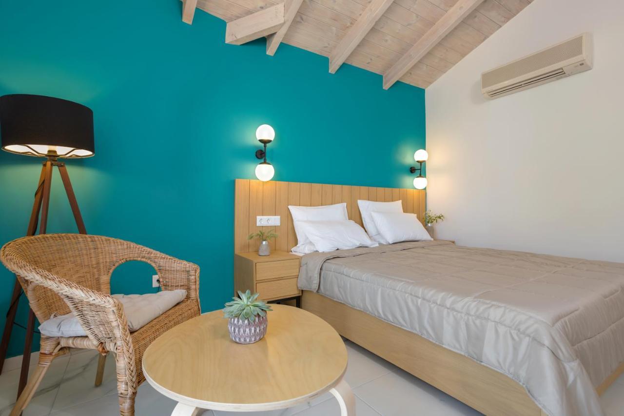 Kouros Hill Aparthotel Xirokastellon Exterior photo