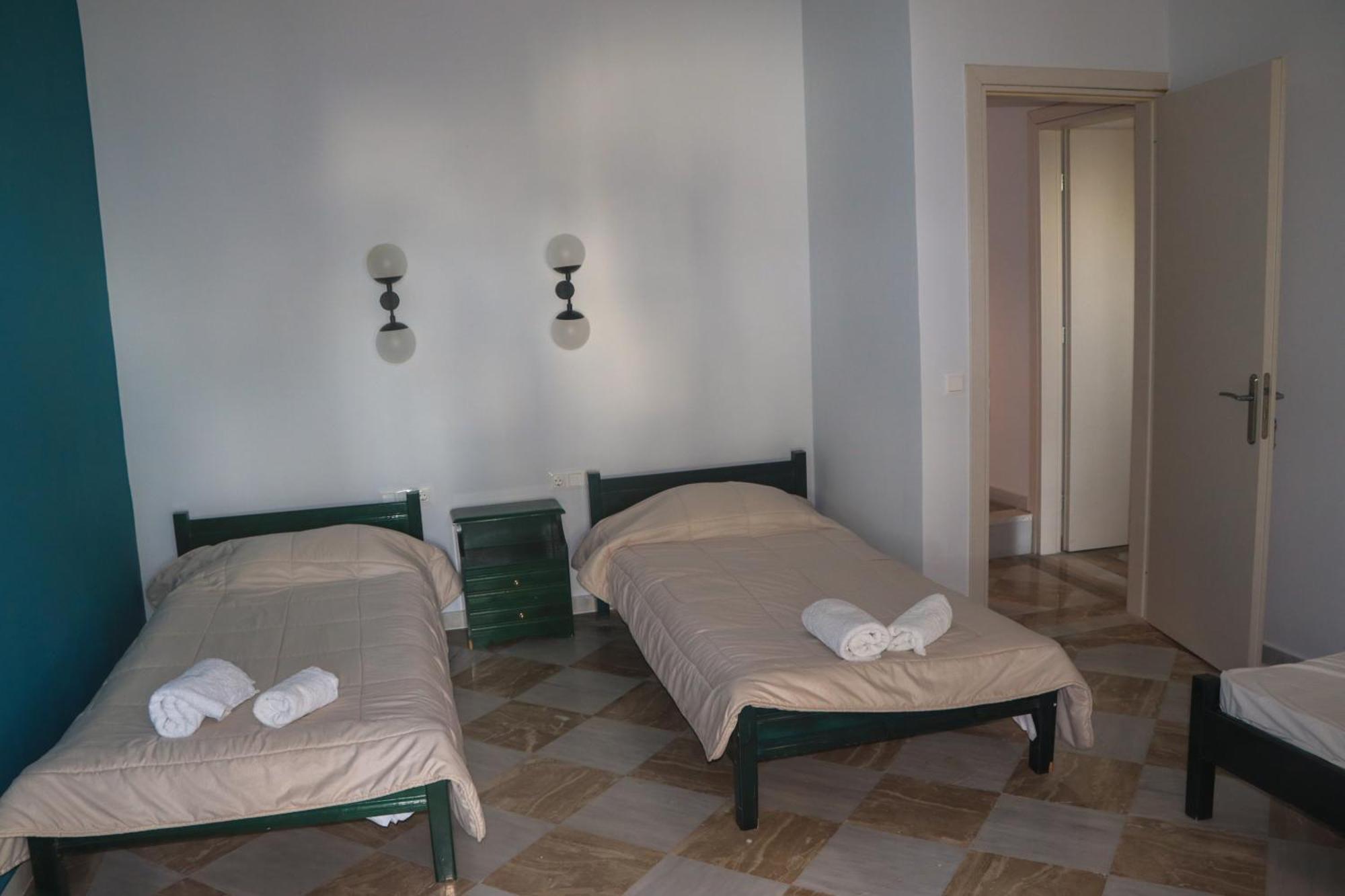 Kouros Hill Aparthotel Xirokastellon Exterior photo